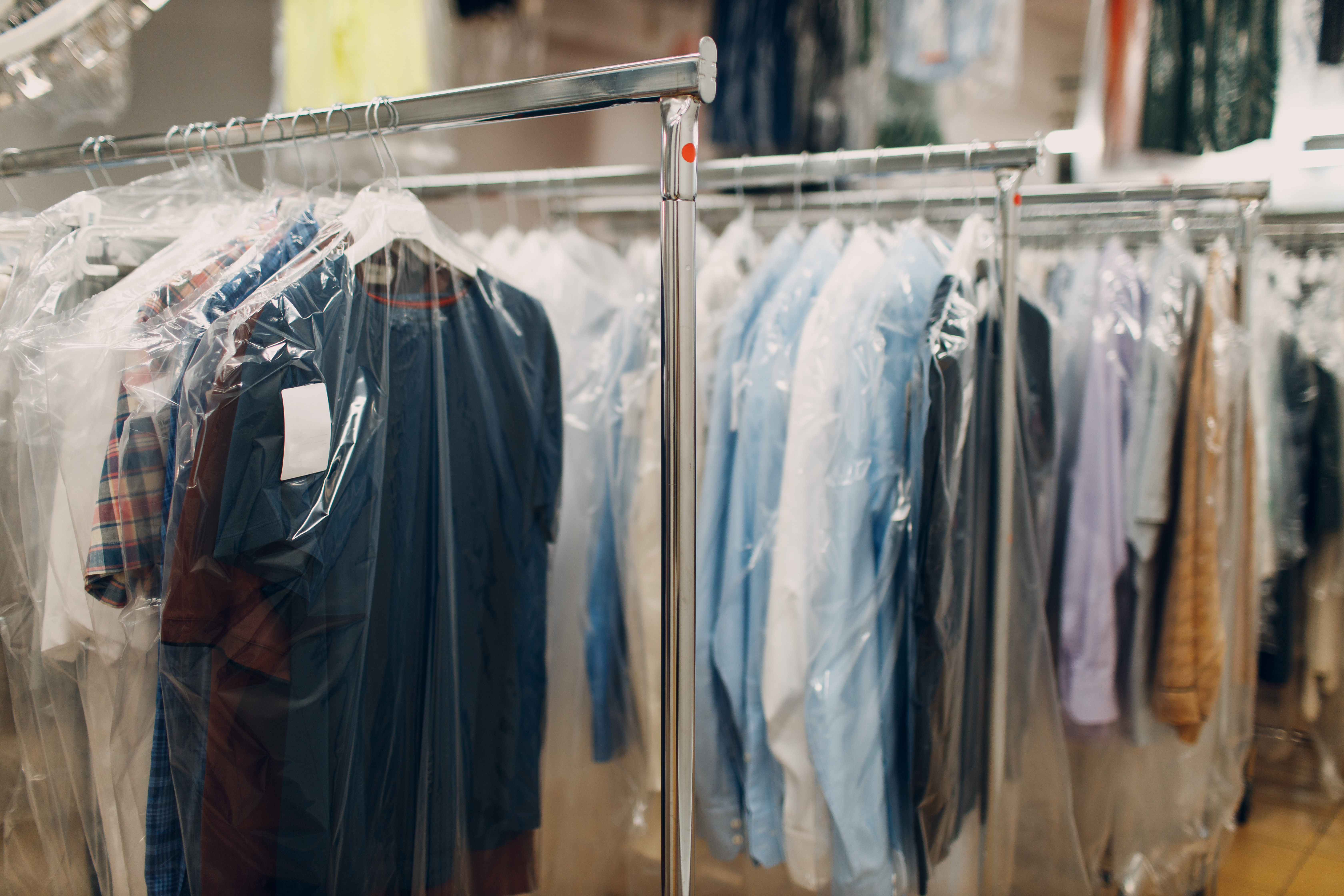 Best Hangers for Dry Cleaning Businesses